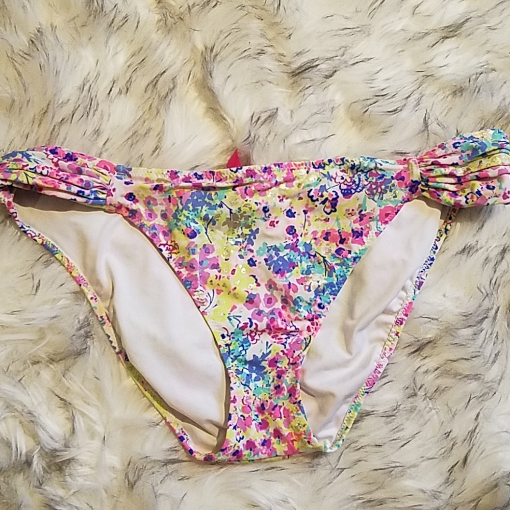 Floral bikini bottom